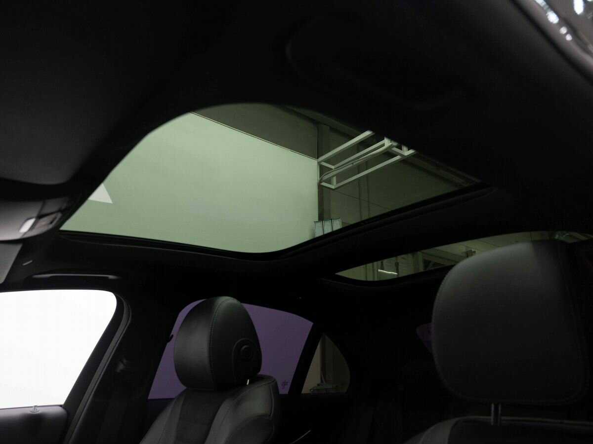 Б/У Мерседес-Бенц Е-Класс 2016 года. Фото: #22