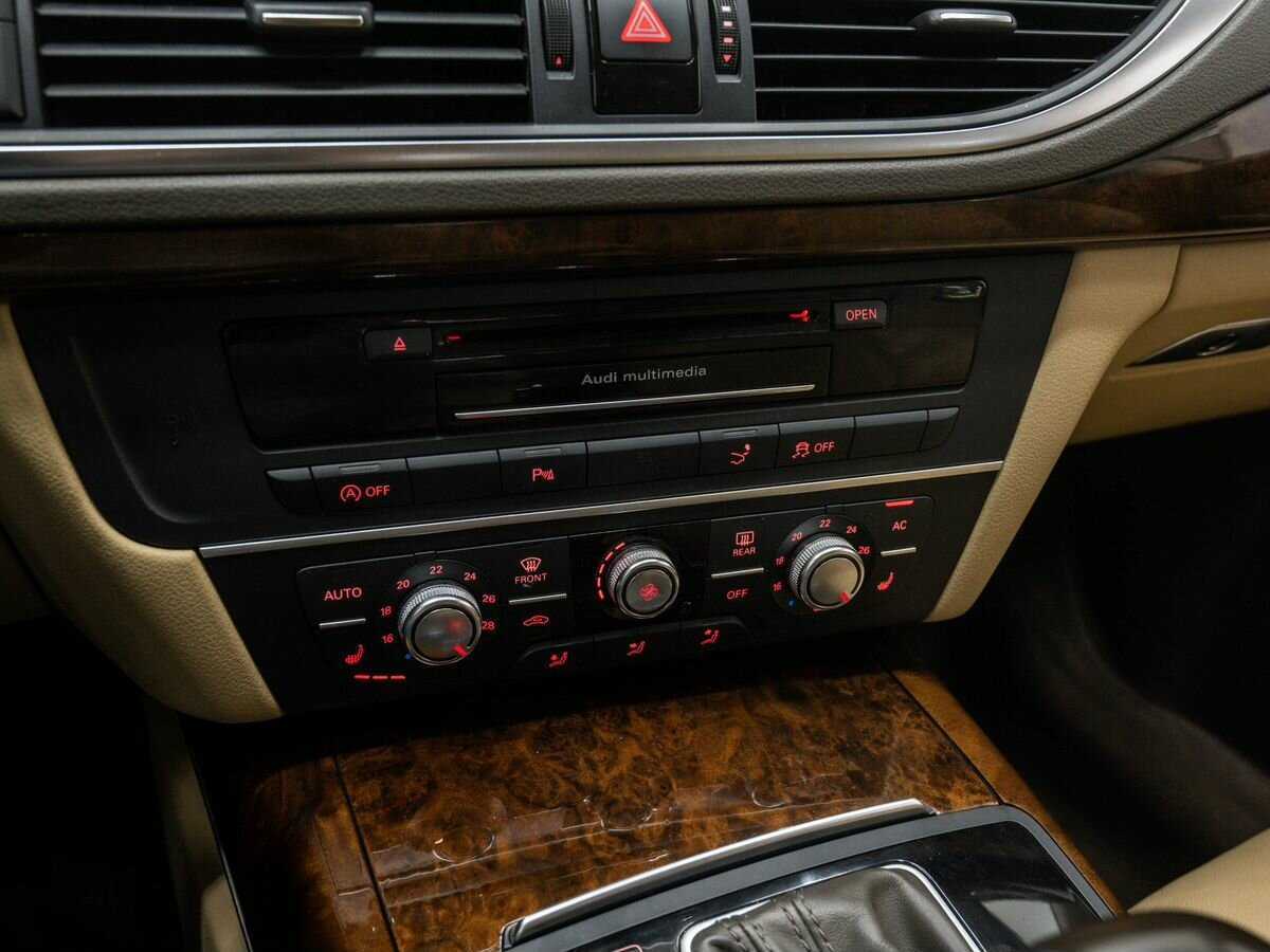 Б/У Ауди А7 2012 года. Фото: #18