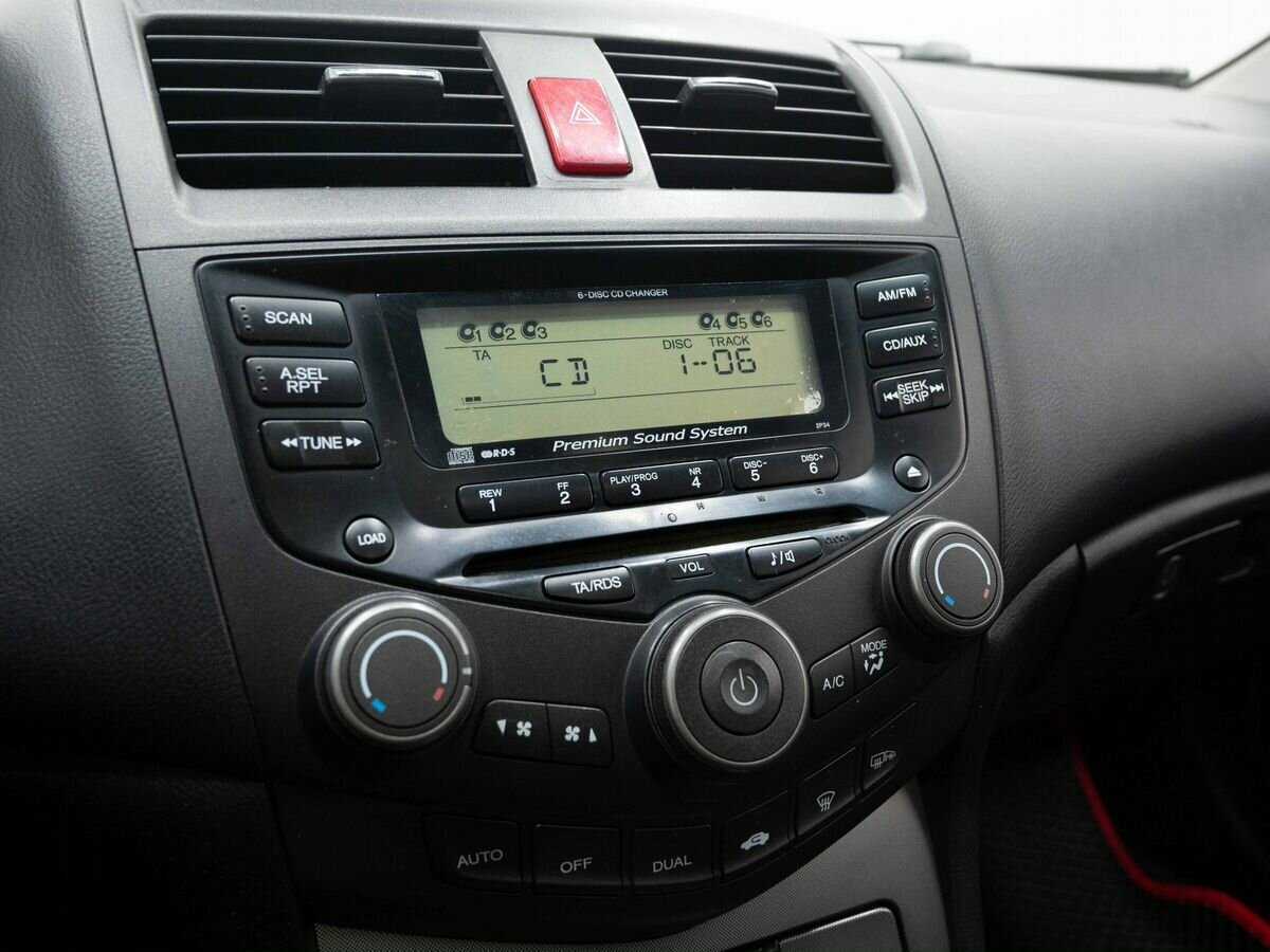 Б/У Хонда Аккорд 2008 года. Фото: #17