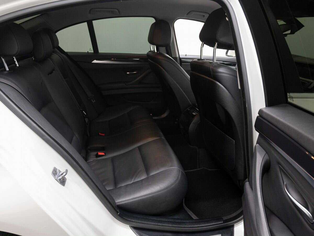 Б/У БМВ 5 серии 2013 года. Фото: #11