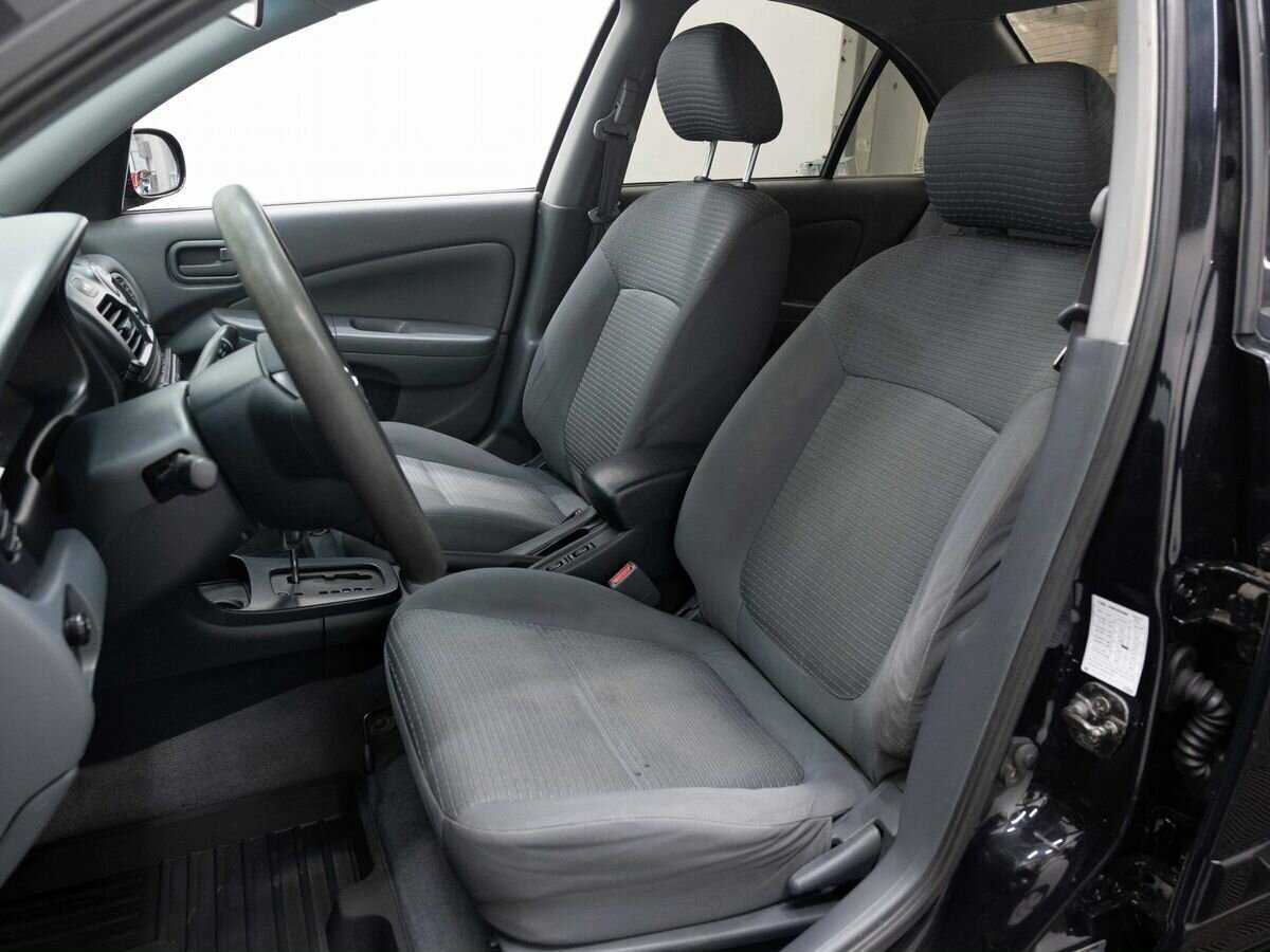 Б/У Ниссан Альмера Классик 2006 года. Фото: #7