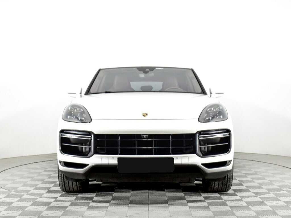 Б/У Порш Кайен 2018 года. Фото: #1