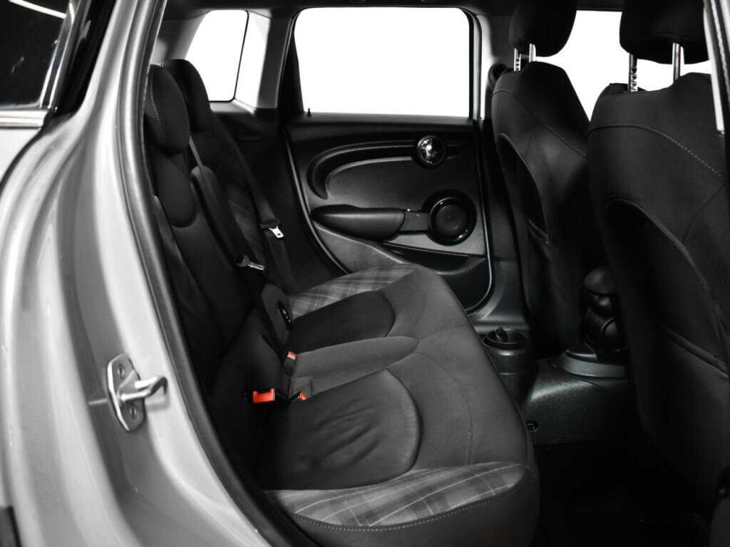 Б/У Мини Хэтч 2018 года. Фото: #9