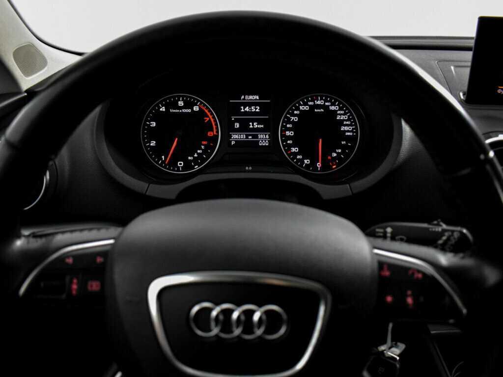 Б/У Ауди А3 2013 года. Фото: #17