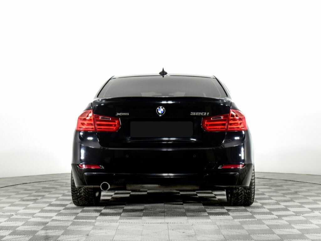 Б/У БМВ 3 серии 2013 года. Фото: #4