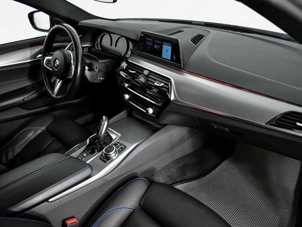 Б/У БМВ 5 серии 2019 года. Фото: #11