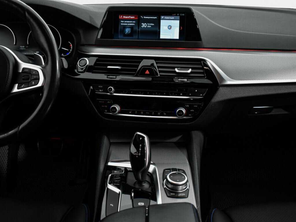 Б/У БМВ 5 серии 2019 года. Фото: #13