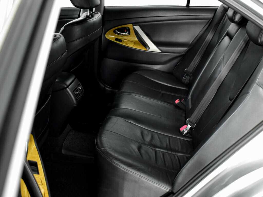 Б/У Тойота Камри 2007 года. Фото: #9