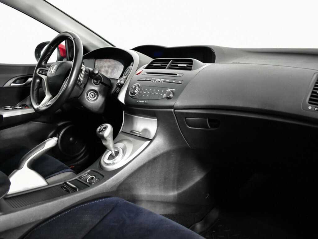 Б/У Хонда Цивик 2008 года. Фото: #6