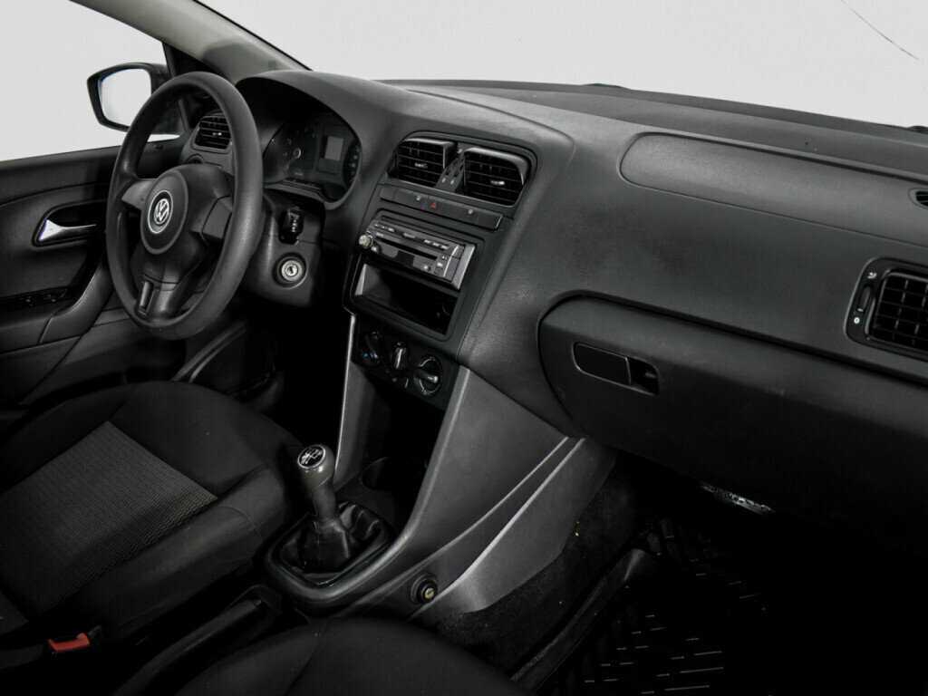 Б/У Фольксваген Поло 2011 года. Фото: #10