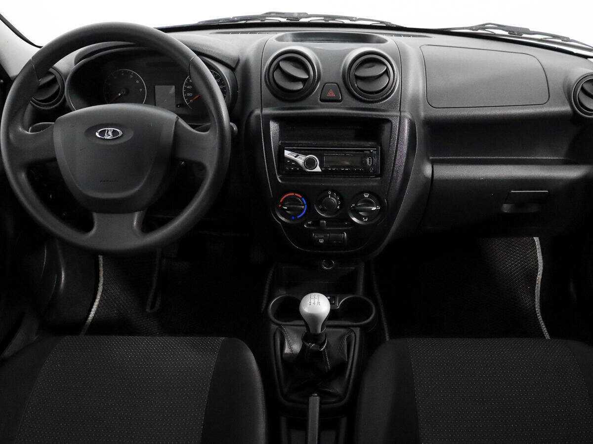 Б/У Лада (ВАЗ) Гранта 2015 года. Фото: #11