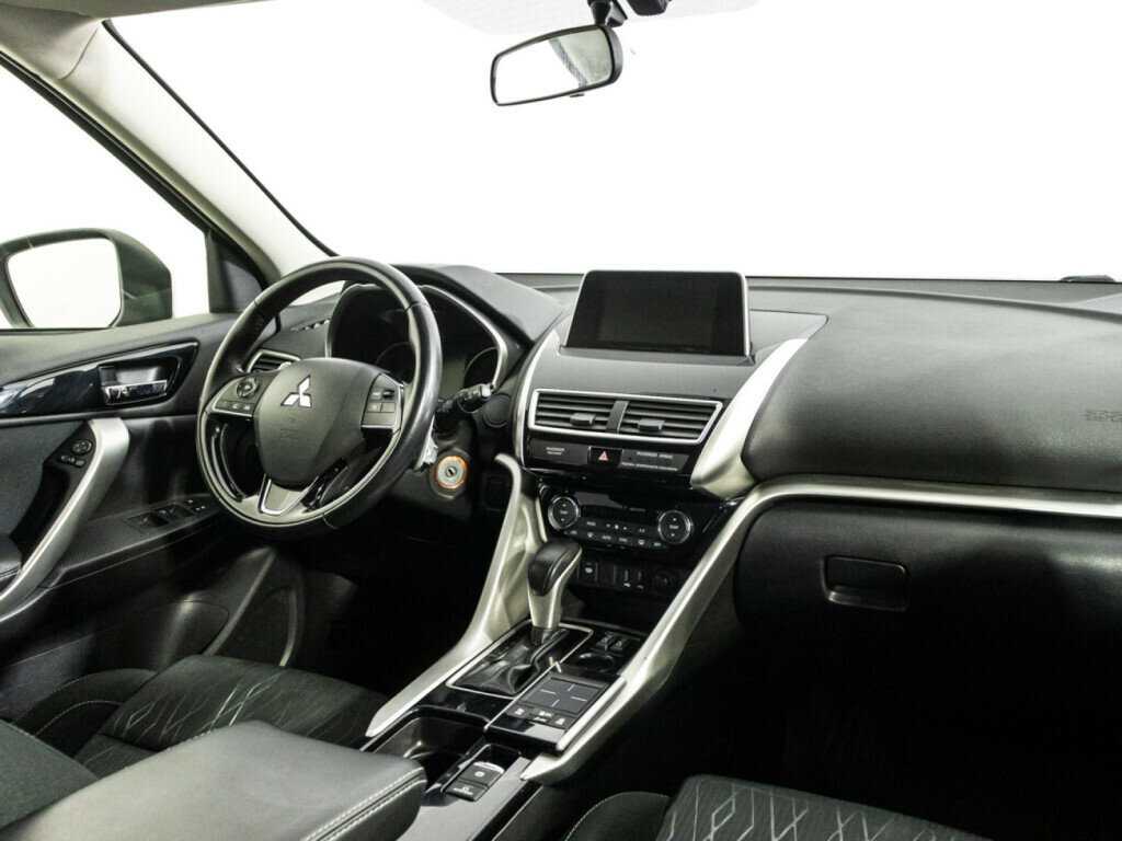 Б/У Митсубиши Еклипс Кросс 2018 года. Фото: #8