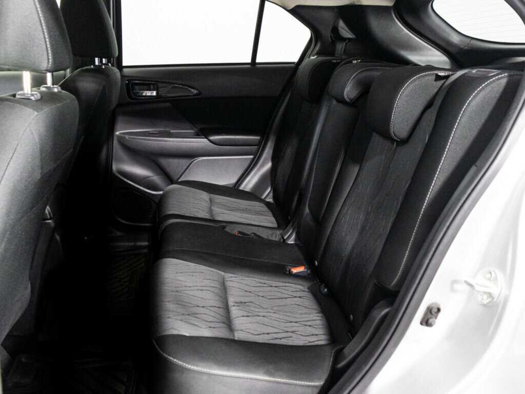 Б/У Митсубиши Еклипс Кросс 2018 года. Фото: #9