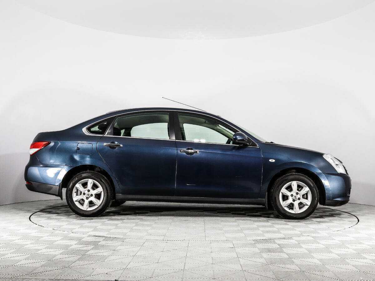 Б/У Ниссан Альмера 2015 года. Фото: #3