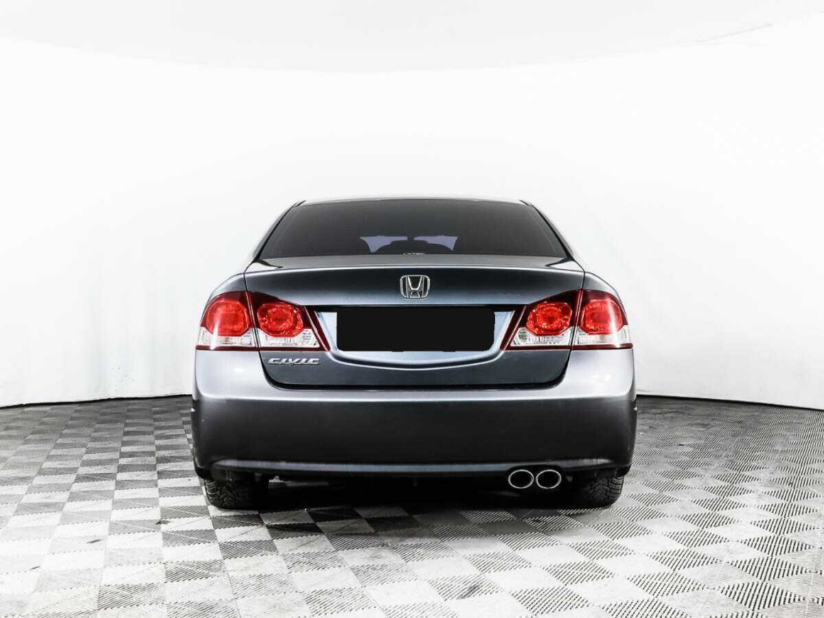 Б/У Хонда Цивик 2010 года. Фото: #5