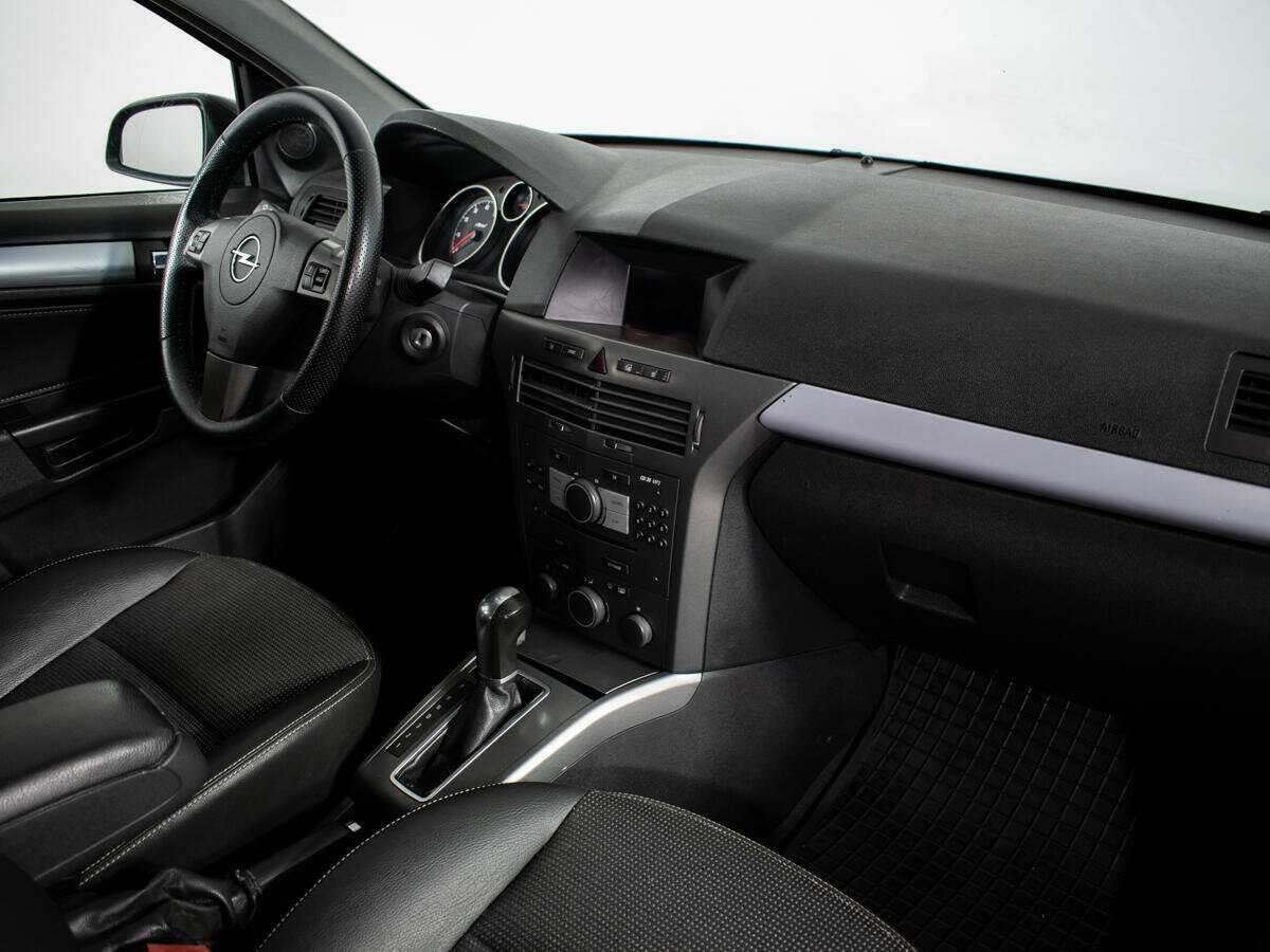 Б/У Опель Астра 2006 года. Фото: #6