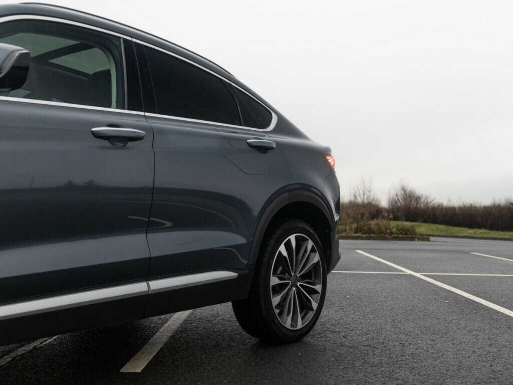 Б/У Джили Тугелла 2021 года. Фото: #5