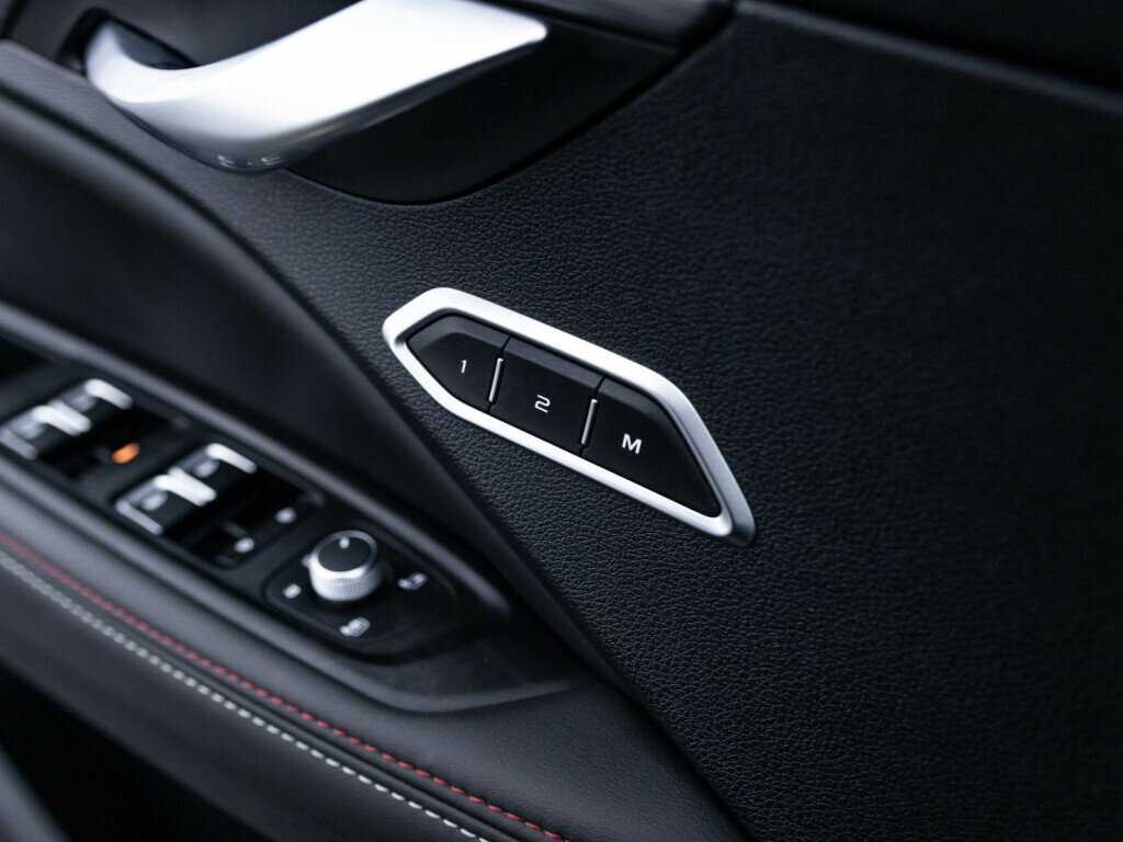 Б/У Джили Тугелла 2021 года. Фото: #17