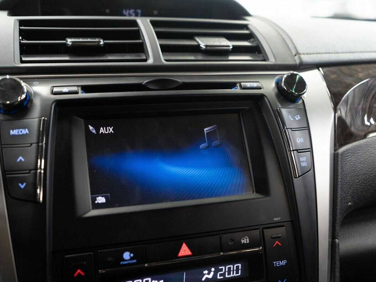 Б/У Тойота Камри 2017 года. Фото: #9