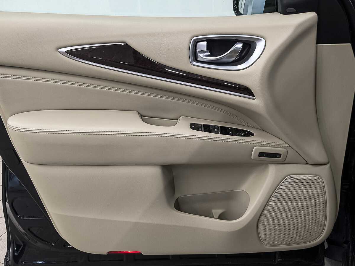 Б/У Инфинити К-Икс60 2014 года. Фото: #18