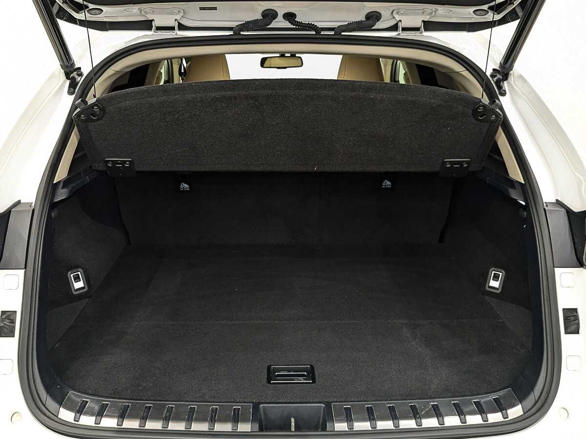 Б/У Лексус Н-Икс 2019 года. Фото: #9