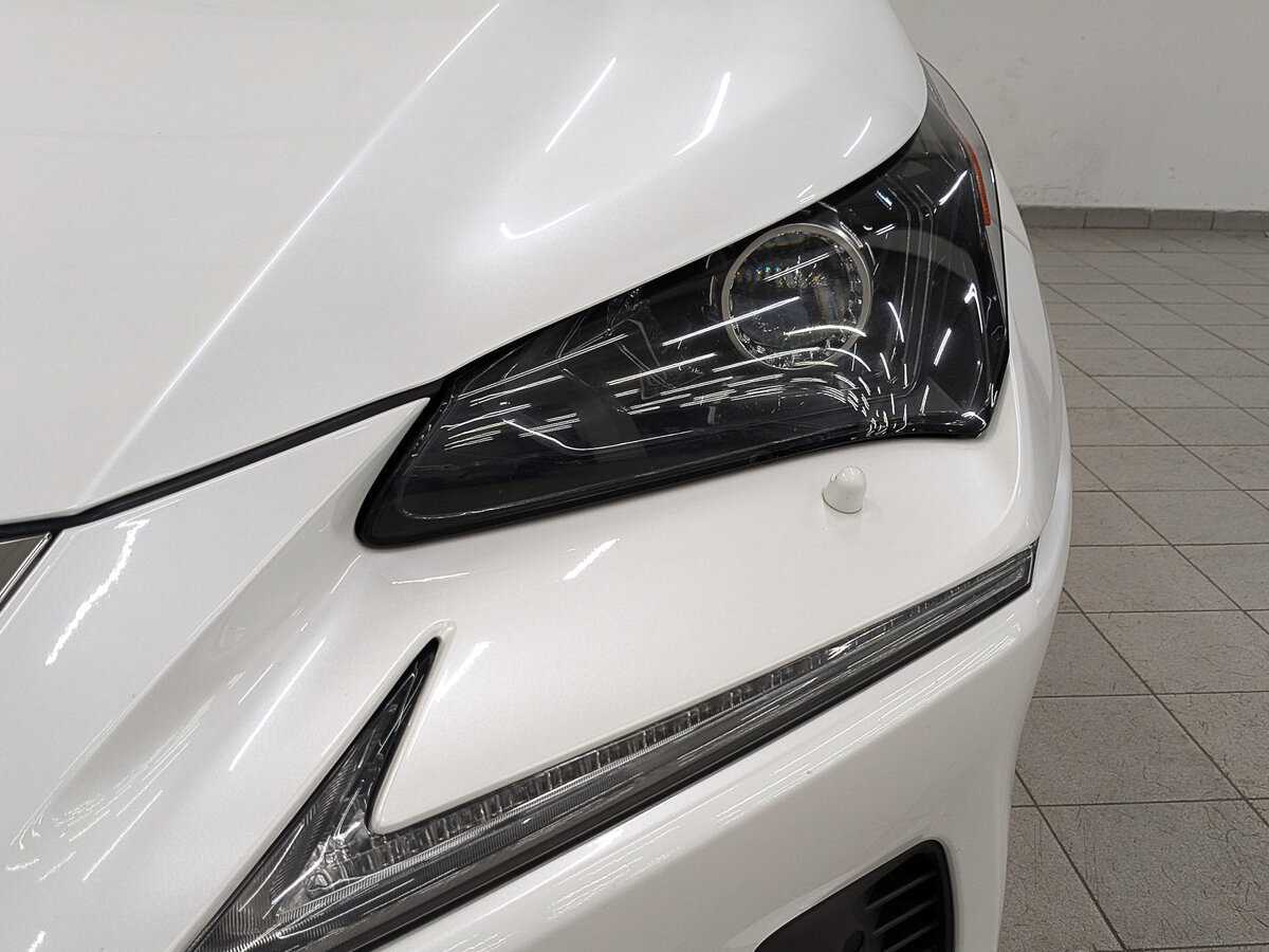 Б/У Лексус Н-Икс 2019 года. Фото: #10