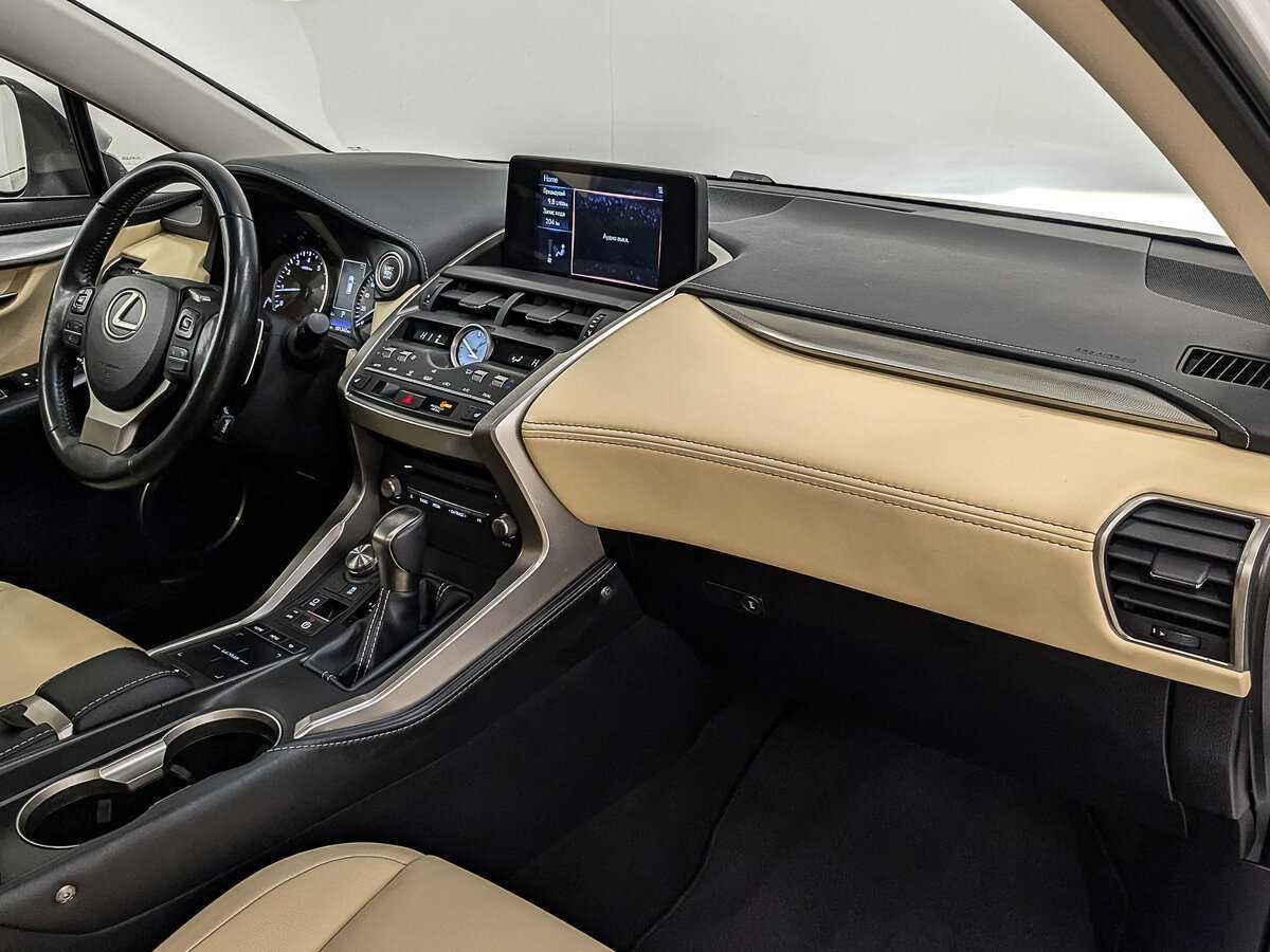 Б/У Лексус Н-Икс 2019 года. Фото: #12