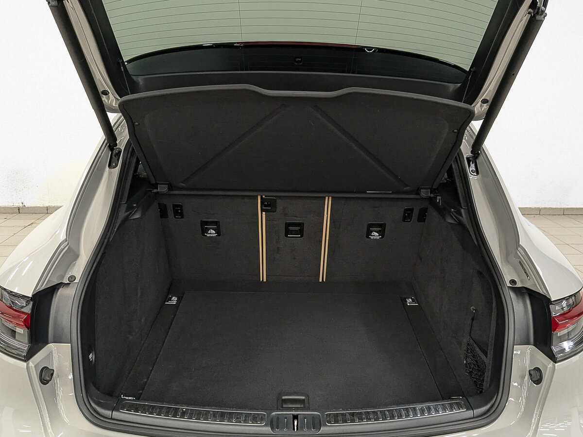 Б/У Порш Макан 2021 года. Фото: #9