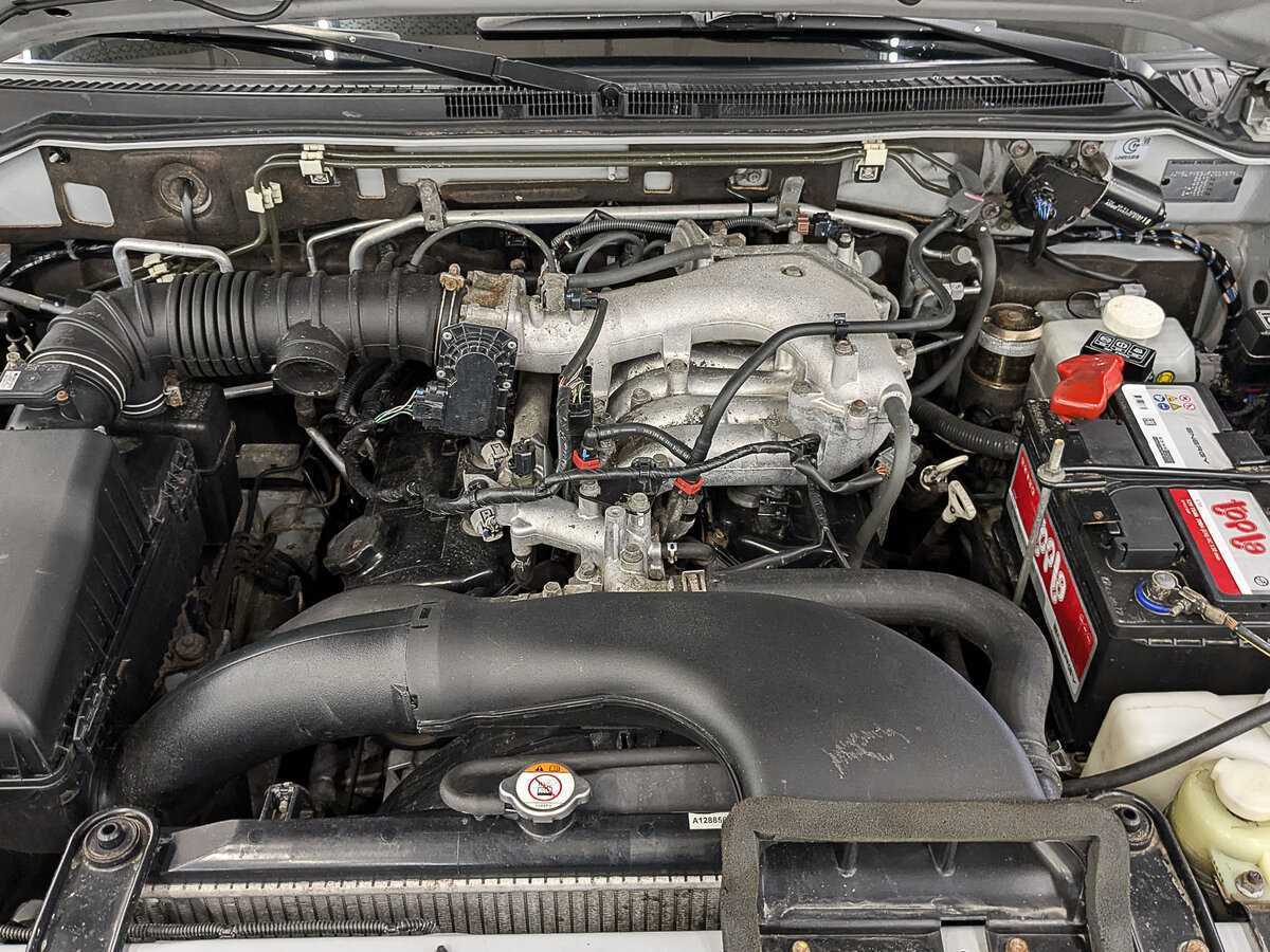 Б/У Митсубиши Паджеро 2014 года. Фото: #8