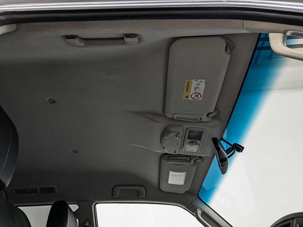 Б/У Митсубиши Паджеро 2014 года. Фото: #21