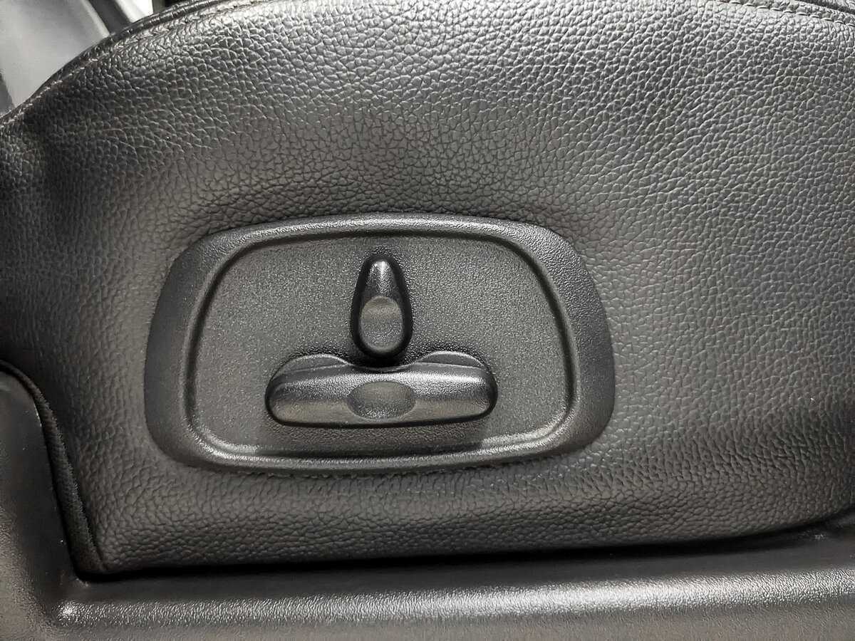 Б/У Митсубиши Паджеро 2014 года. Фото: #24