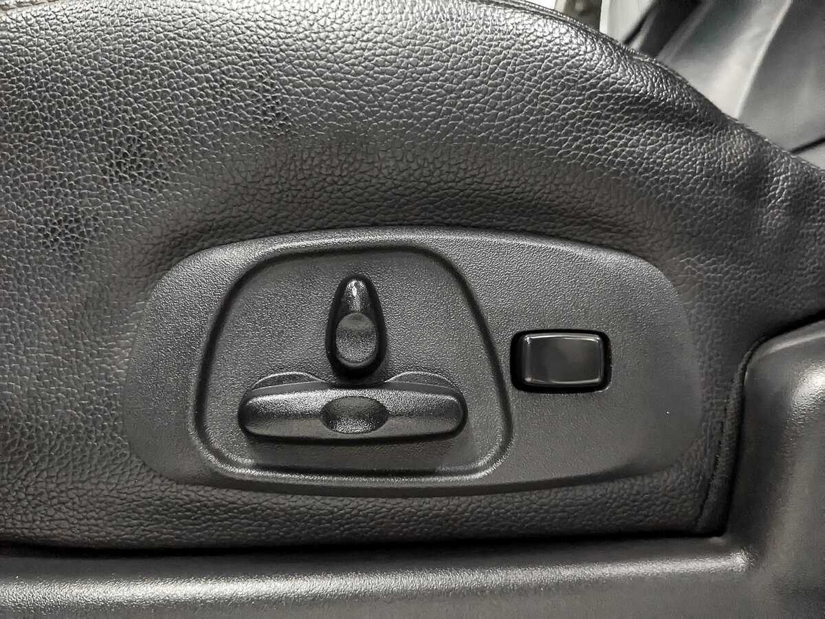 Б/У Митсубиши Паджеро 2014 года. Фото: #25