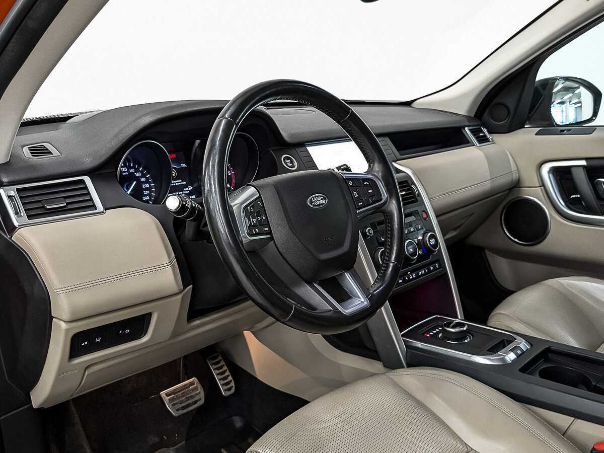 Б/У Лэнд Ровер Дискавери Спорт 2017 года. Фото: #14