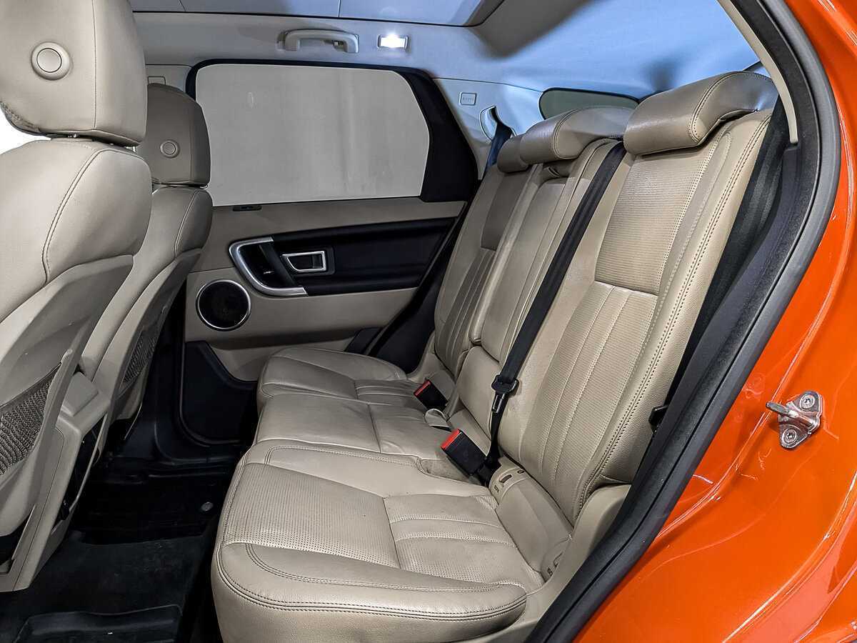 Б/У Лэнд Ровер Дискавери Спорт 2017 года. Фото: #17