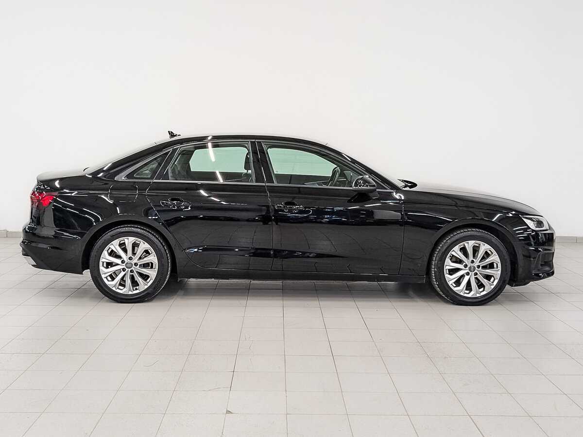 Б/У Ауди А4 2020 года. Фото: #3