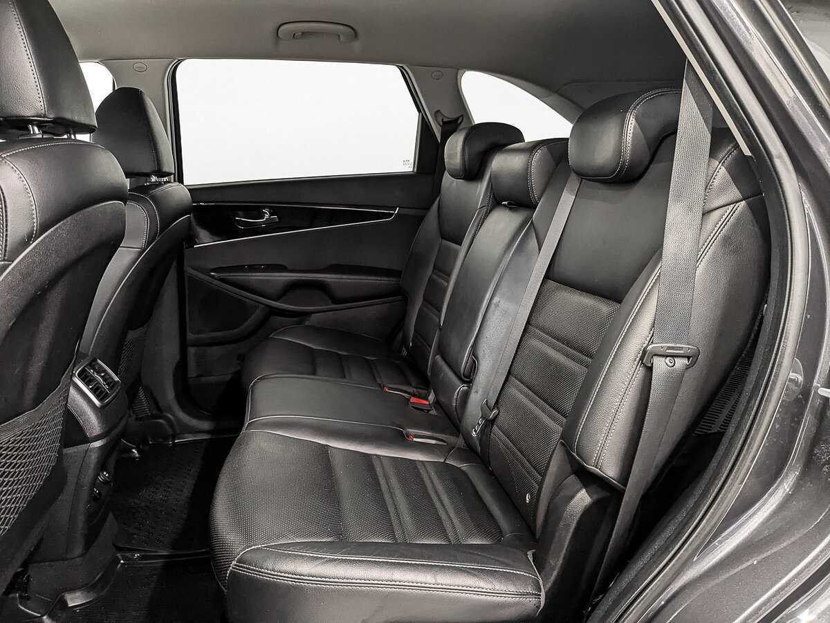 Б/У Киа Соренто 2018 года. Фото: #17