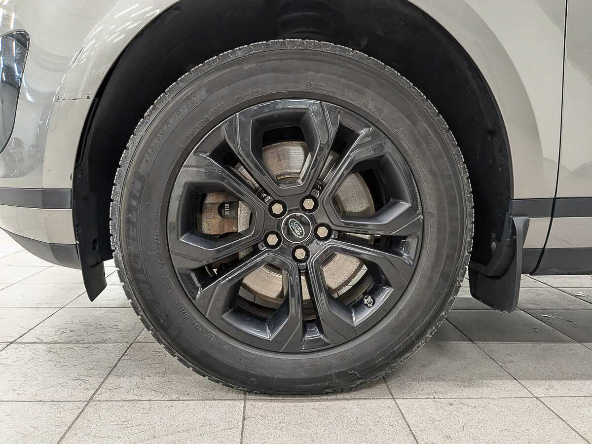 Б/У Лэнд Ровер Рэнж Ровер Эвок 2020 года. Фото: #11