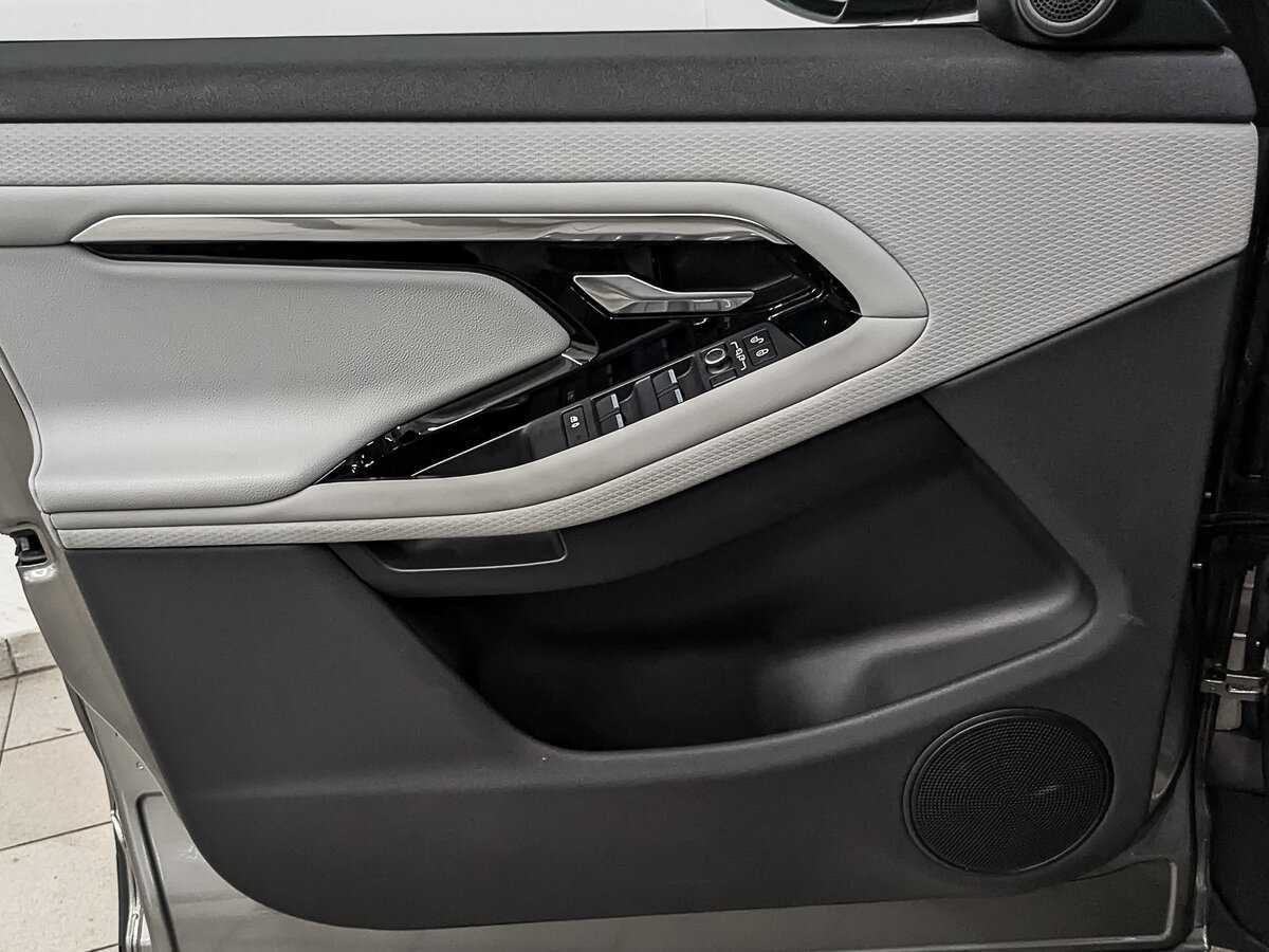 Б/У Лэнд Ровер Рэнж Ровер Эвок 2020 года. Фото: #18