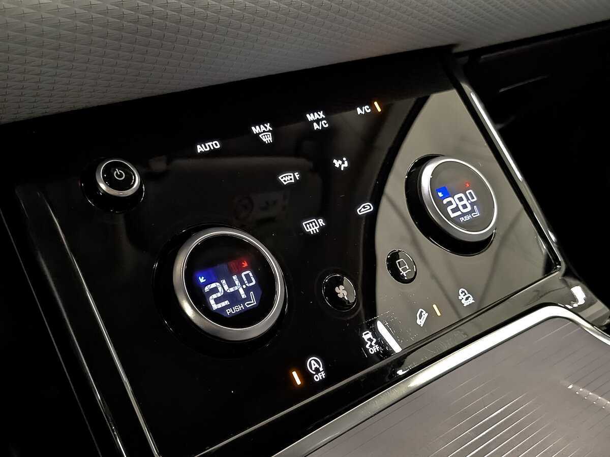 Б/У Лэнд Ровер Рэнж Ровер Эвок 2020 года. Фото: #20