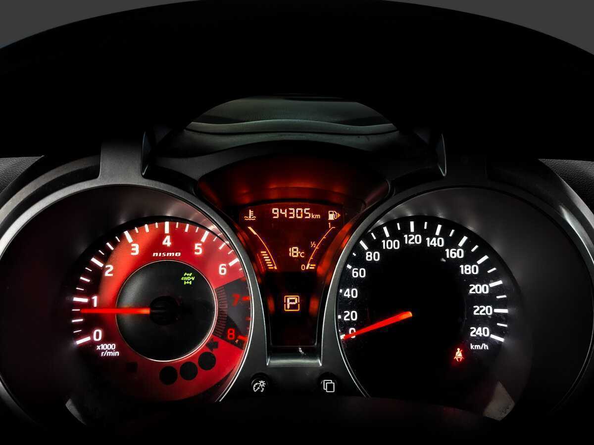 Б/У Ниссан Жук Нисмо 2013 года. Фото: #12