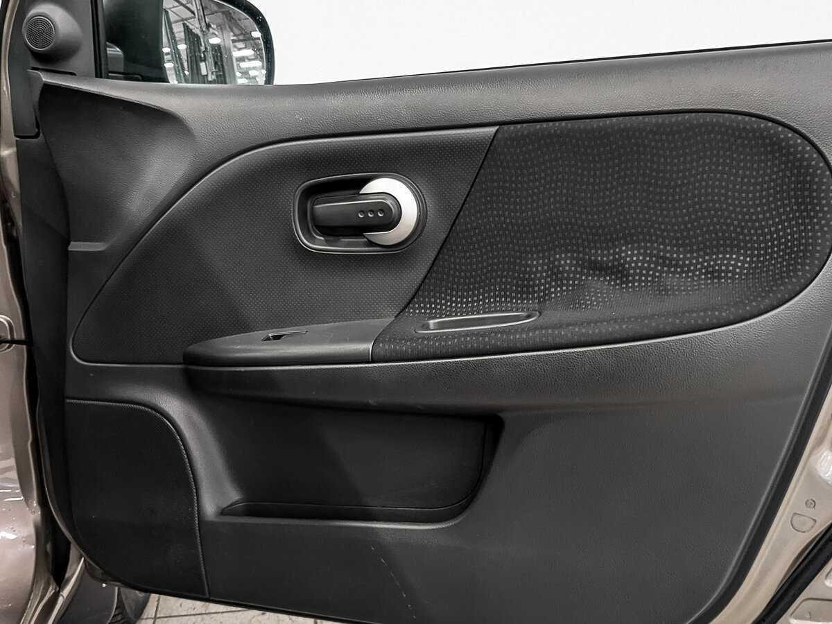 Б/У Ниссан Ноут 2011 года. Фото: #24