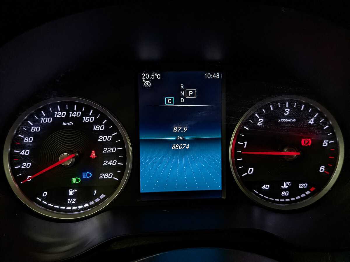 Б/У Мерседес-Бенц ГЛЦ 2020 года. Фото: #15