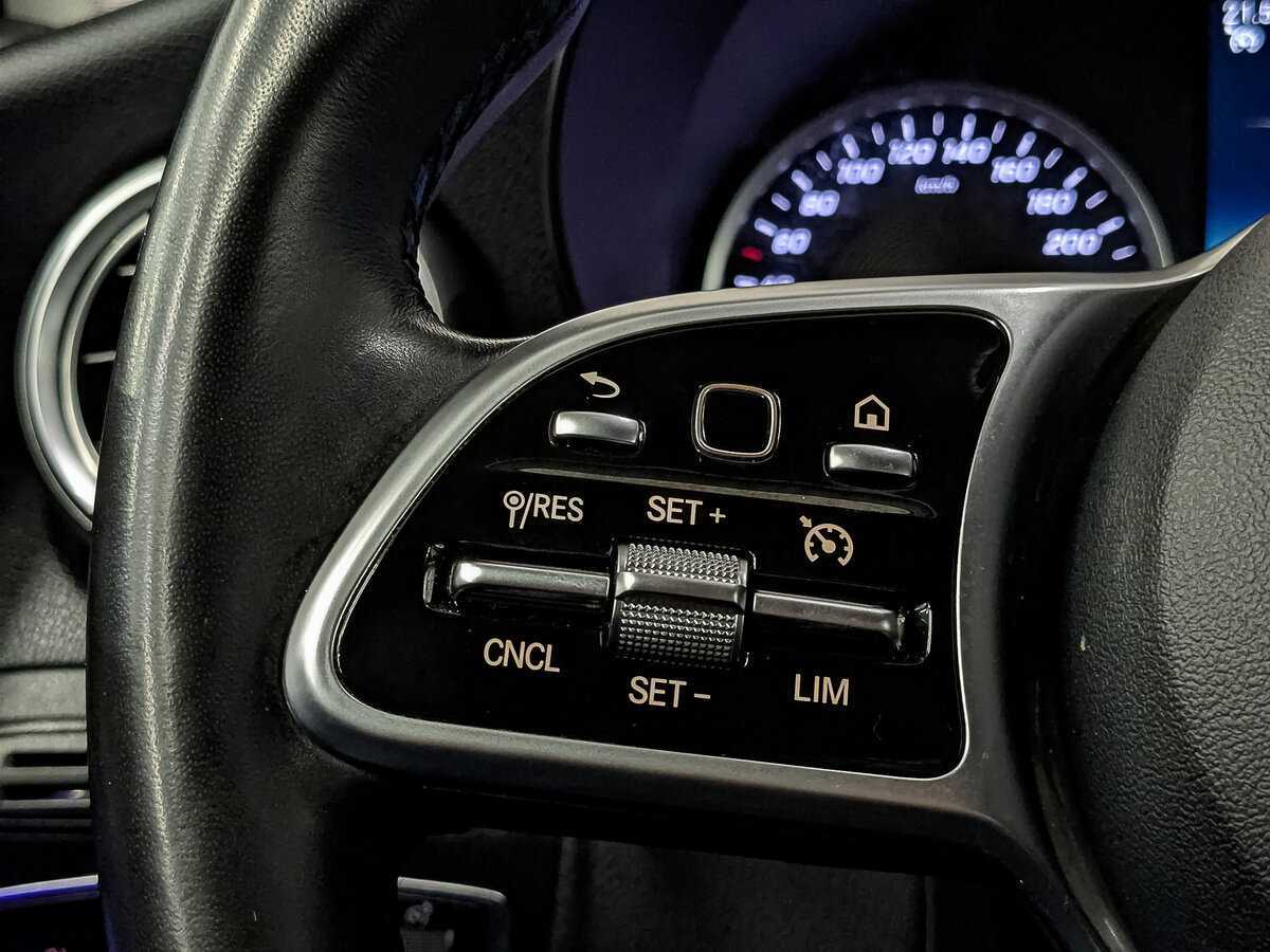 Б/У Мерседес-Бенц ГЛЦ 2020 года. Фото: #27