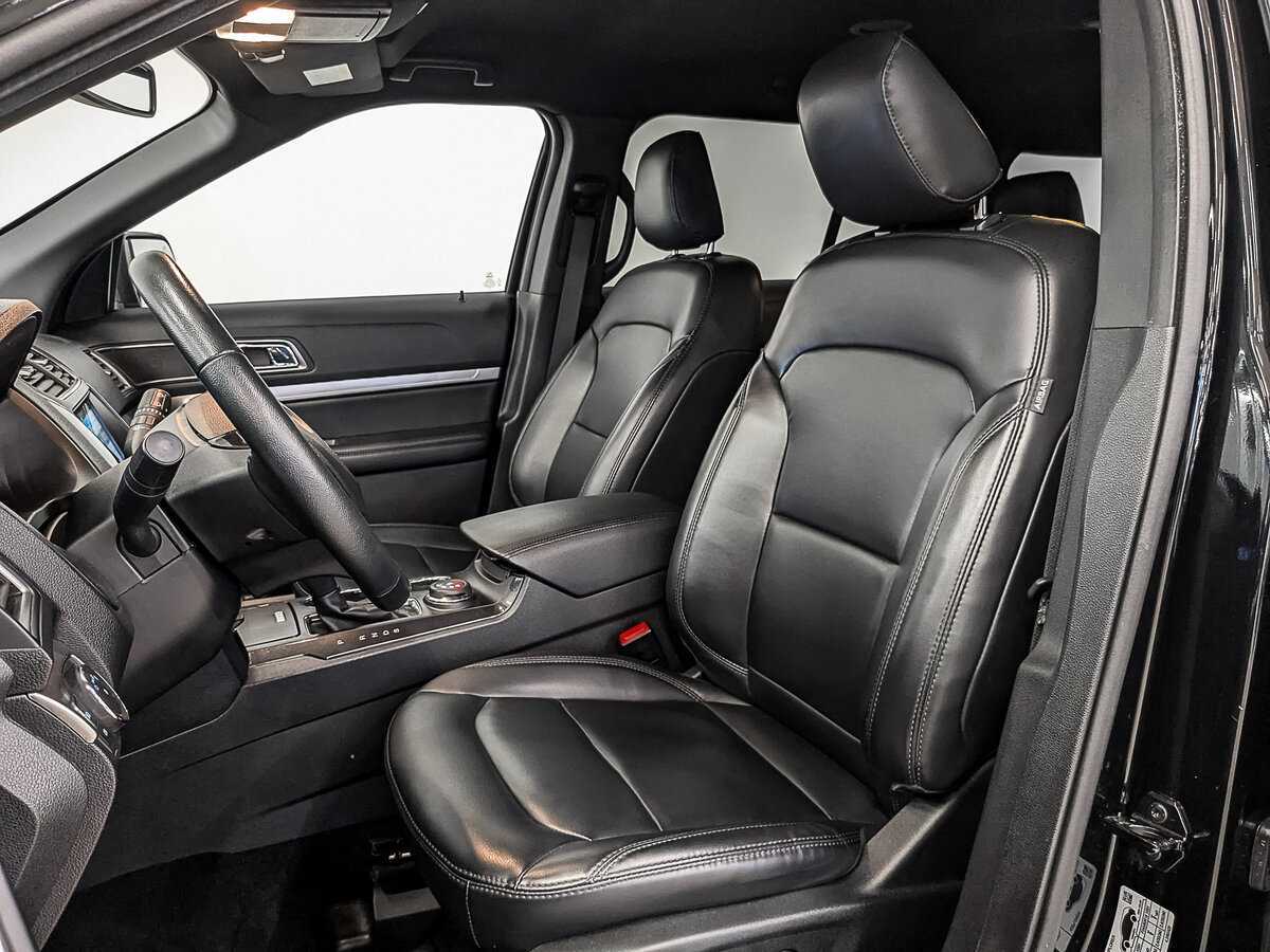 Б/У Форд Експлорер 2019 года. Фото: #19