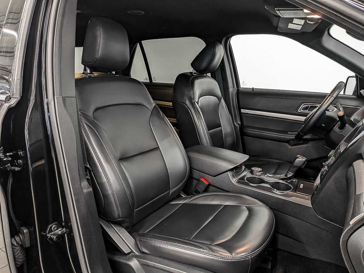 Б/У Форд Експлорер 2019 года. Фото: #22