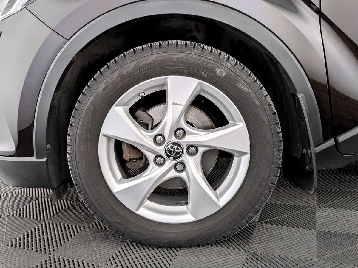 Б/У Тойота Ц-ШР 2019 года. Фото: #17