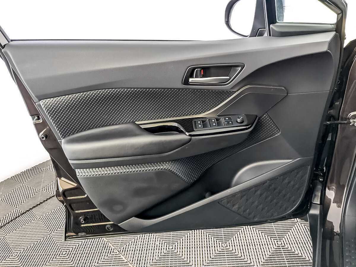 Б/У Тойота Ц-ШР 2019 года. Фото: #18