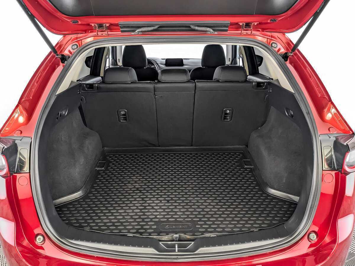 Б/У Мазда Ц-Икс-5 2019 года. Фото: #9