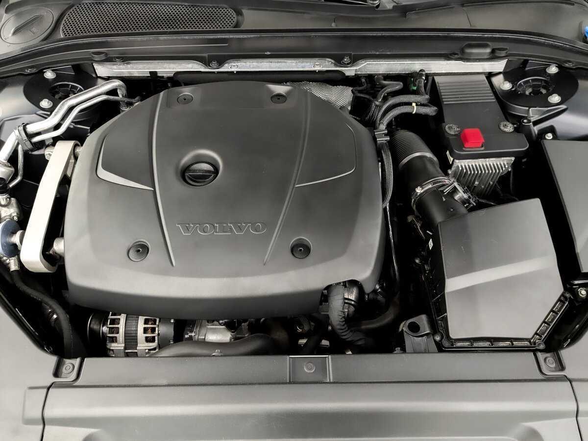 Б/У Вольво В90 Кросс Кантри 2017 года. Фото: #8