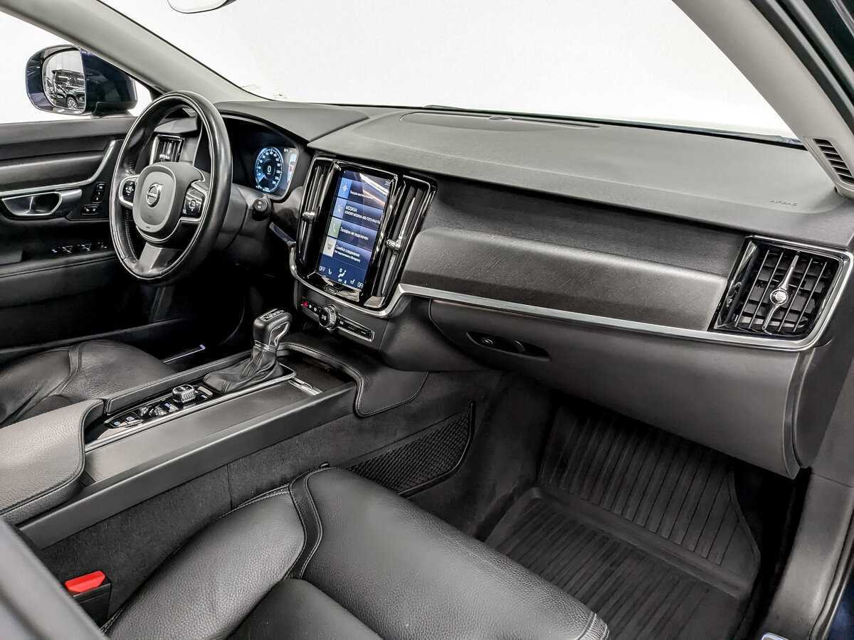 Б/У Вольво В90 Кросс Кантри 2017 года. Фото: #10